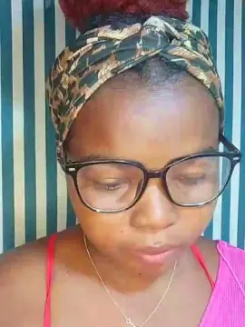 Nadiaflirt  live sex cam