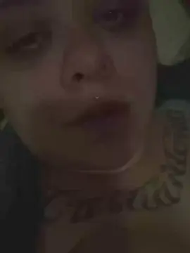 LADEAPORCA95  live sex cam