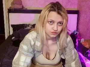 QuinnDulek  live sex cam