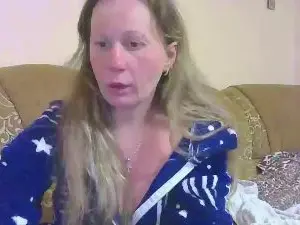 DomixDomi  live sex cam