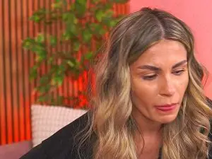 AvrillCyrus  live sex cam