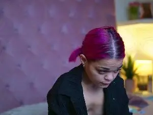 MaiaMini  live sex cam