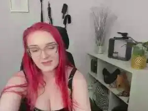 Redkissruby  live sex cam