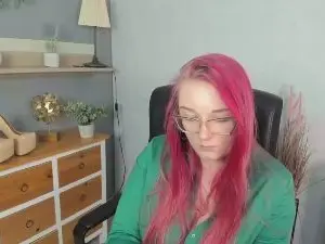 Redkissruby  live sex cam