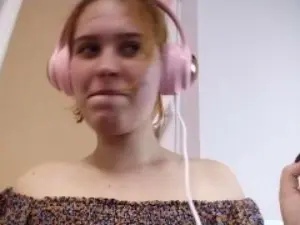 NevaZulauf  live sex cam