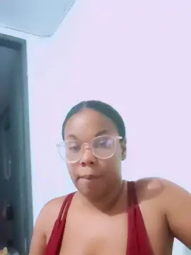 Prettahsantos  live sex cam