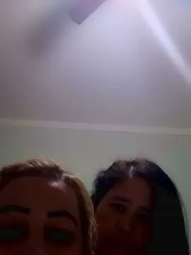 Vivialves  live sex cam