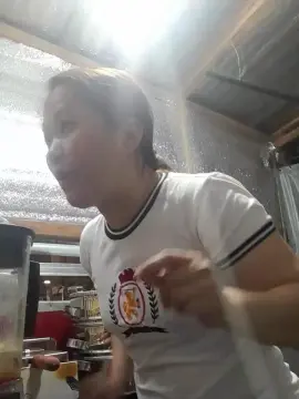 Miles32  live sex cam