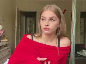 AshtonHutyra  live sex cam