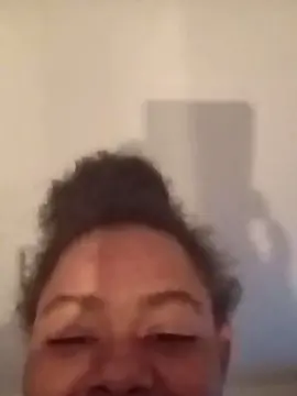 Skyttlez  live sex cam