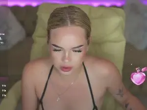 AuroraMore  live sex cam