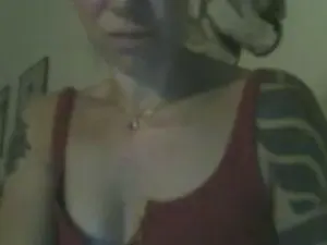 Bubi  live sex cam