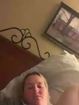 Chantillylace  live sex cam