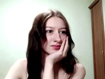 DesireeNarrow  live sex cam
