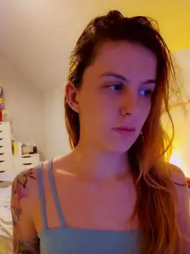 Lola_psyco  live sex cam