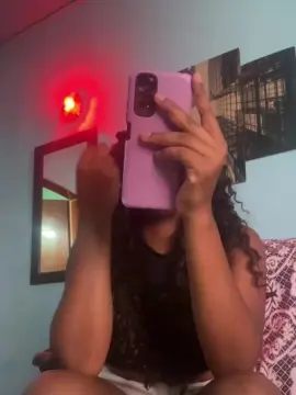 MadyColombiana  live sex cam