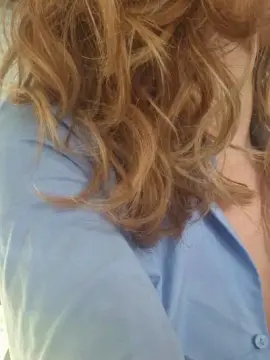 Secretairenue  live sex cam