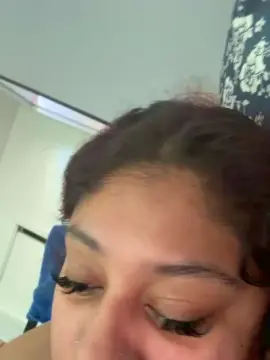 Thickbuttercup  live sex cam