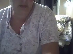 Titty88  live sex cam