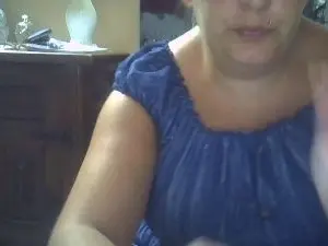Titty88  live sex cam