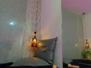Kaiser_luna_  live sex cam