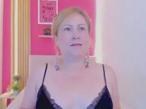 Miss_Casius  live sex cam