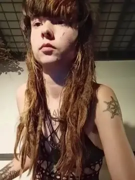 Oopyero  live sex cam