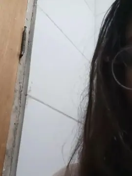 Ladymaria4  live sex cam