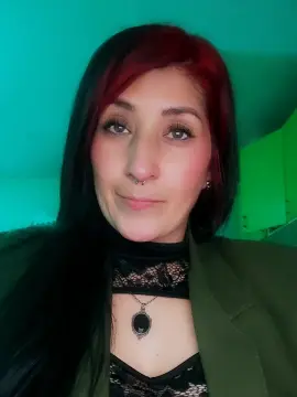 Darkvelvet40  live sex cam