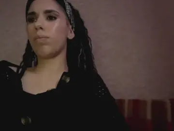 DelphineBonifer  live sex cam