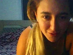 Lunavelvvett  live sex cam