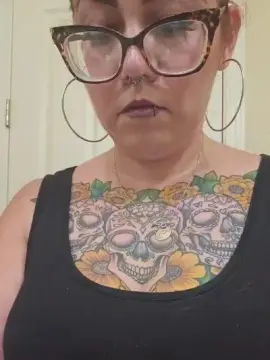 Subbycumdump  live sex cam