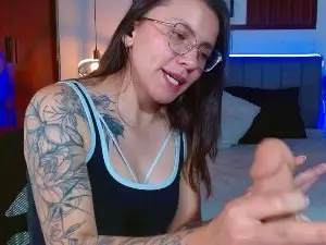 Kharlamorrys_  live sex cam