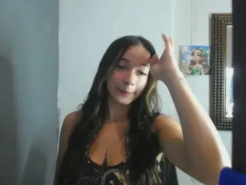 Wiinyincouple  live sex cam