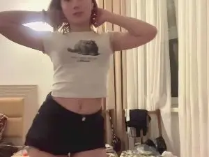 KarriJeltema  live sex cam