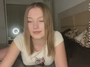 KarriJeltema  live sex cam