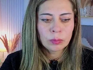 _lara1  live sex cam