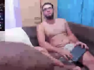 Kloeandmarko  live sex cam