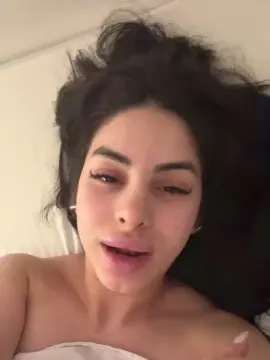 Magui2025  live sex cam