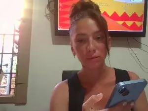 Romilinda2  live sex cam