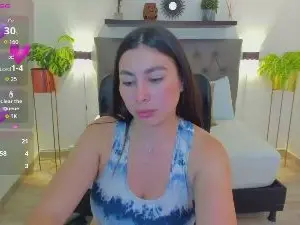 Bella_99_  live sex cam