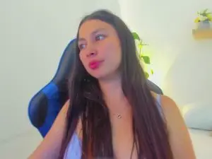 Bella_99_  live sex cam