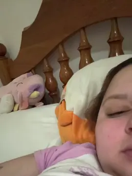 Lola4441  live sex cam