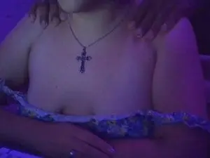 Luuna  live sex cam