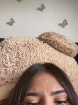 Victoria247  live sex cam