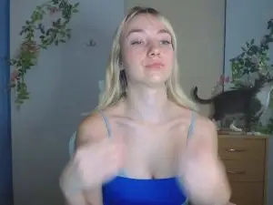 LuciaAdorable  live sex cam