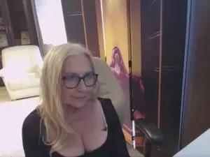 Sofia_xLOVE  live sex cam