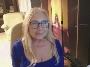 Sofia_xLOVE  live sex cam