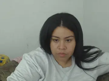 Xxxcouple20  live sex cam