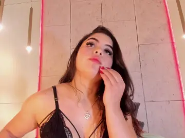 Isa_Preasley  live sex cam